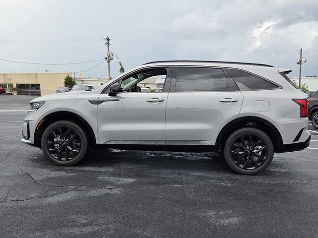 Used 2023 Kia Sorento SX AWD/4WD image 2