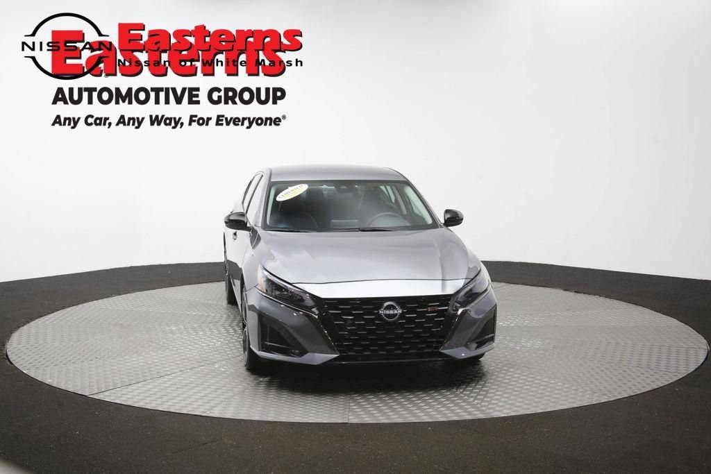 Used 2025 Nissan Altima 2.5 SR AWD/4WD image 52