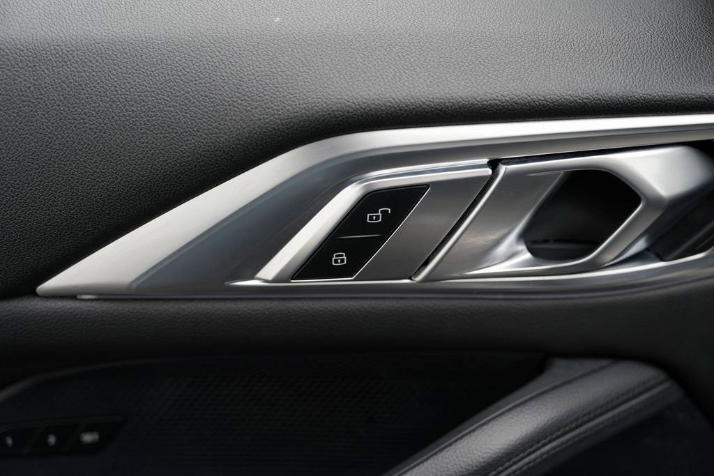 Used 2021 BMW 430i Convertible w/ Premium Package image 25