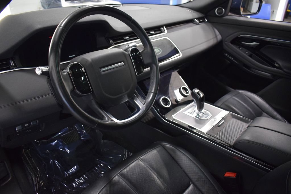 Used 2020 Land Rover Range Rover Evoque SE image 8