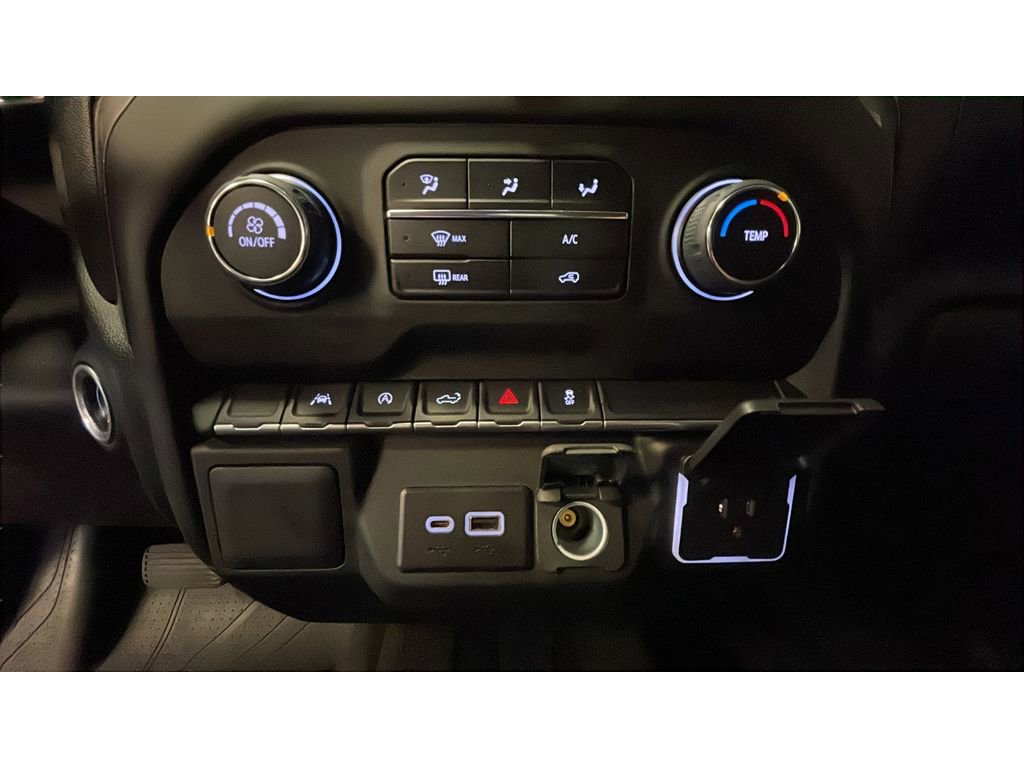 Used 2023 Chevrolet Silverado 1500 Custom image 14
