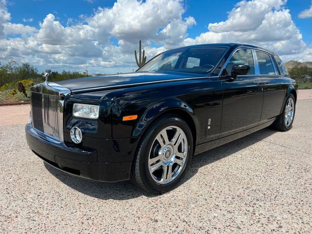 Used 2004 Rolls-Royce Phantom Sedan image 2