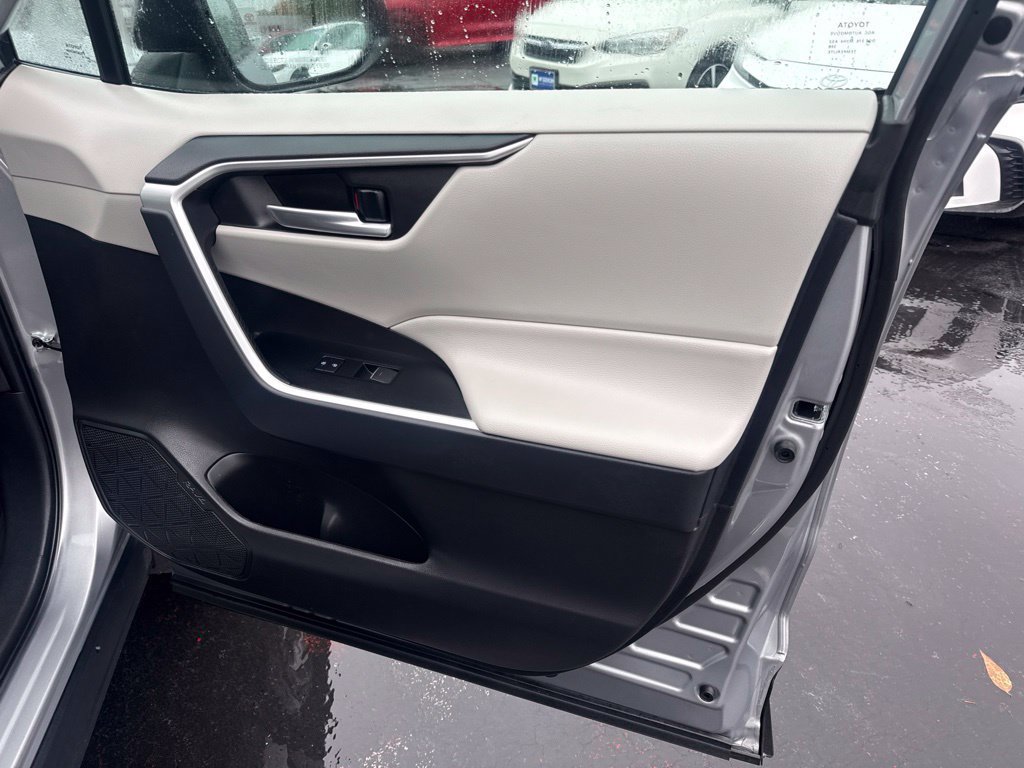Certified 2025 Toyota RAV4 XLE w/ Convenience Package AWD/4WD image 23