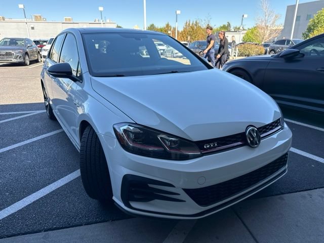 Used 2018 Volkswagen GTI SE FWD image 2