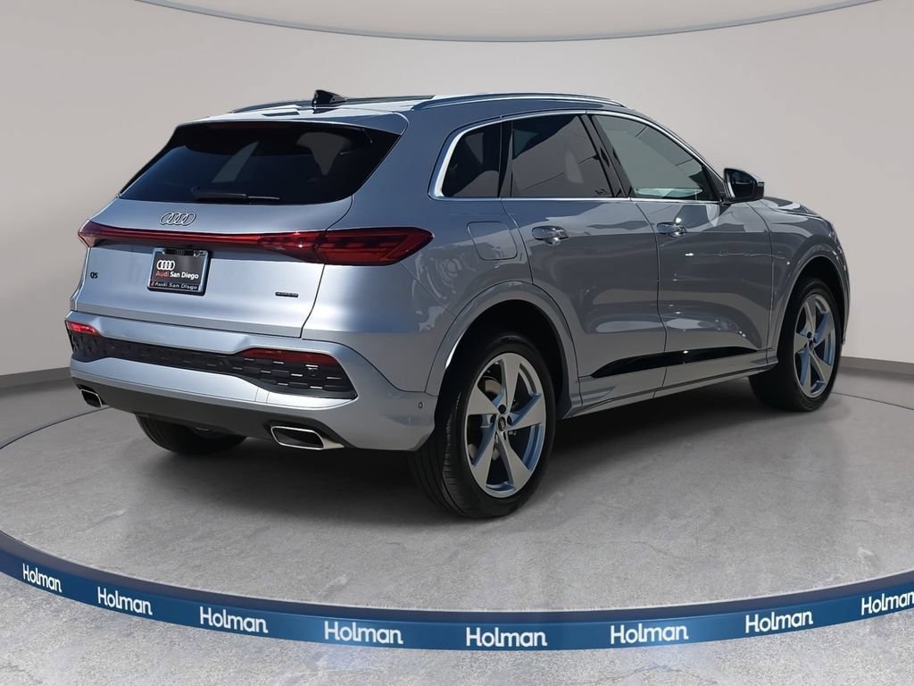 Used 2025 Audi Q5 Premium Plus w/ Premium Plus AWD/4WD image 5