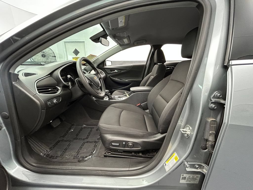 Used 2024 Chevrolet Malibu LT FWD image 47