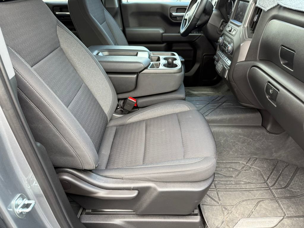 Used 2023 Chevrolet Silverado 1500 Custom w/ LPO, Dark Essentials Package RWD image 2