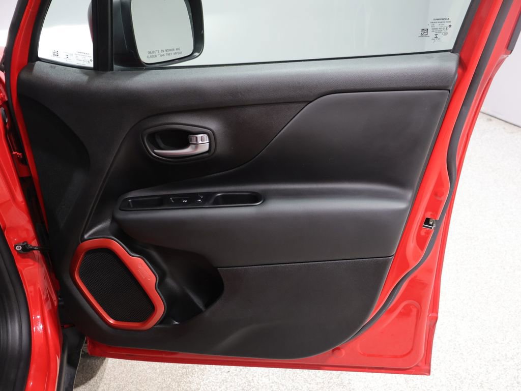 Used 2019 Jeep Renegade Trailhawk w/ LED Lighting Group image 23