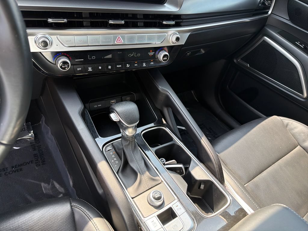 Used 2025 Kia Telluride LX FWD image 30