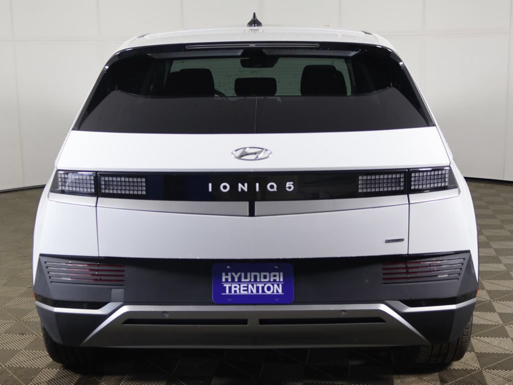 Used 2024 Hyundai Ioniq 5 SEL AWD/4WD image 12
