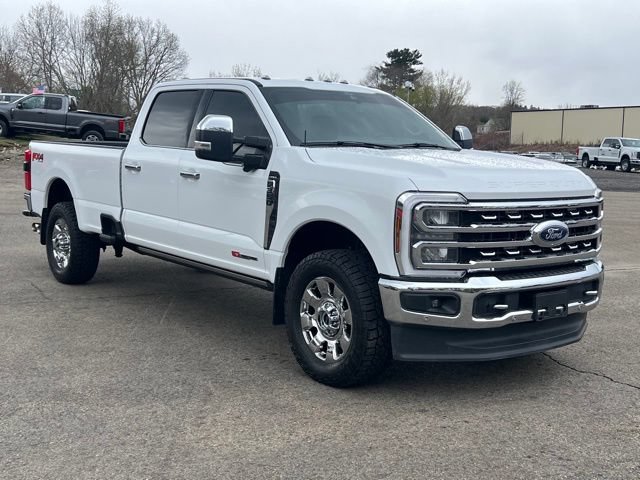 Used 2024 Ford F350 Lariat w/ Lariat Ultimate Package AWD/4WD image 3