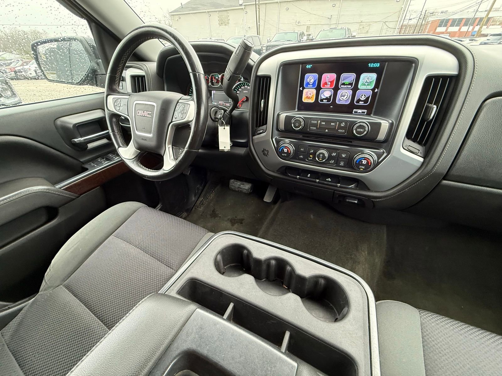 Used 2017 GMC Sierra 1500 SLE w/ SLE Value Package AWD/4WD image 3