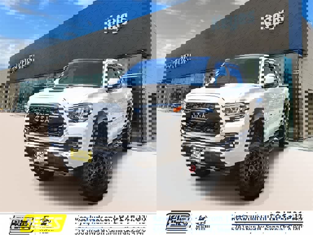 Used 2023 Toyota Tacoma TRD Pro image 1