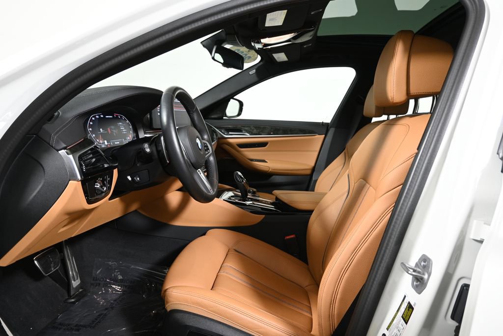Certified 2023 BMW M550i xDrive M550i xDrive w/ Executive Package image 3