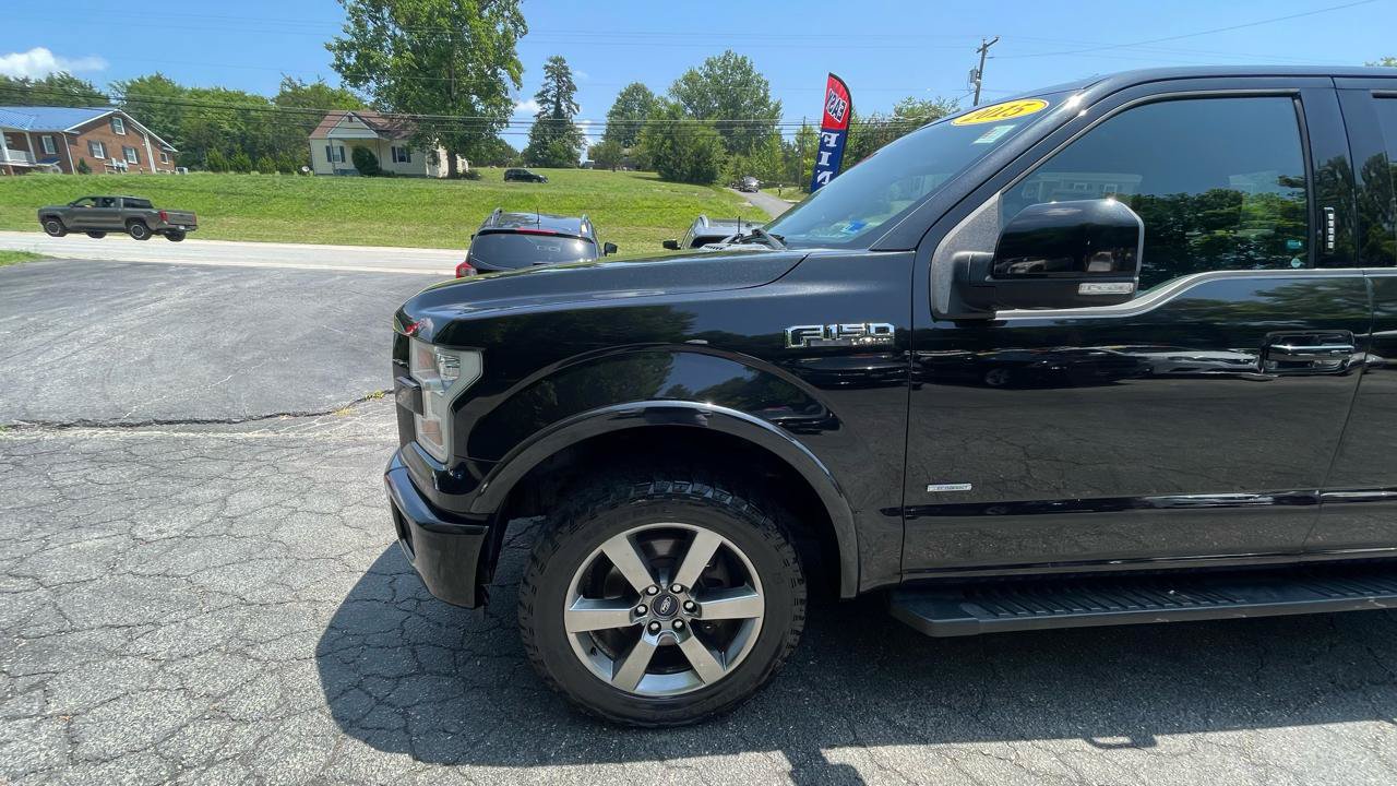 Used 2015 Ford F150 Lariat w/ Equipment Group 502A Luxury AWD/4WD image 2