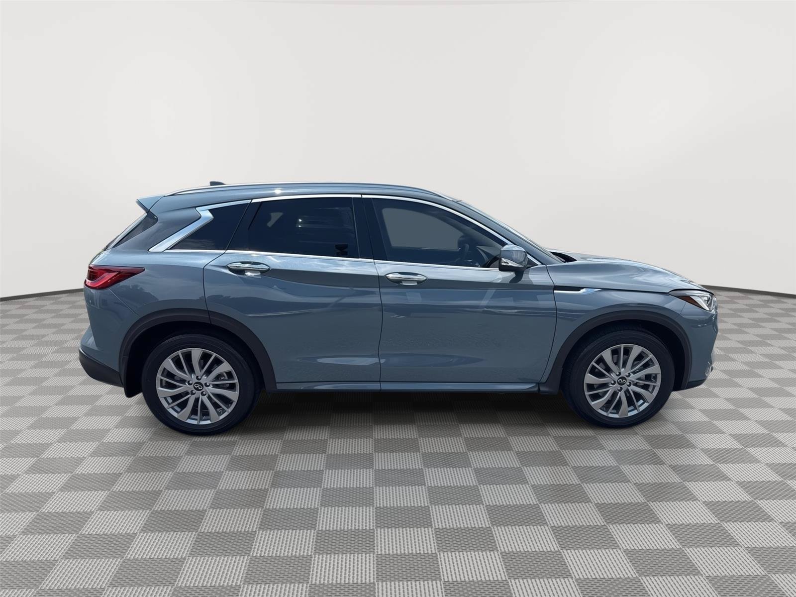 Used 2025 INFINITI QX50 Luxe AWD/4WD image 5