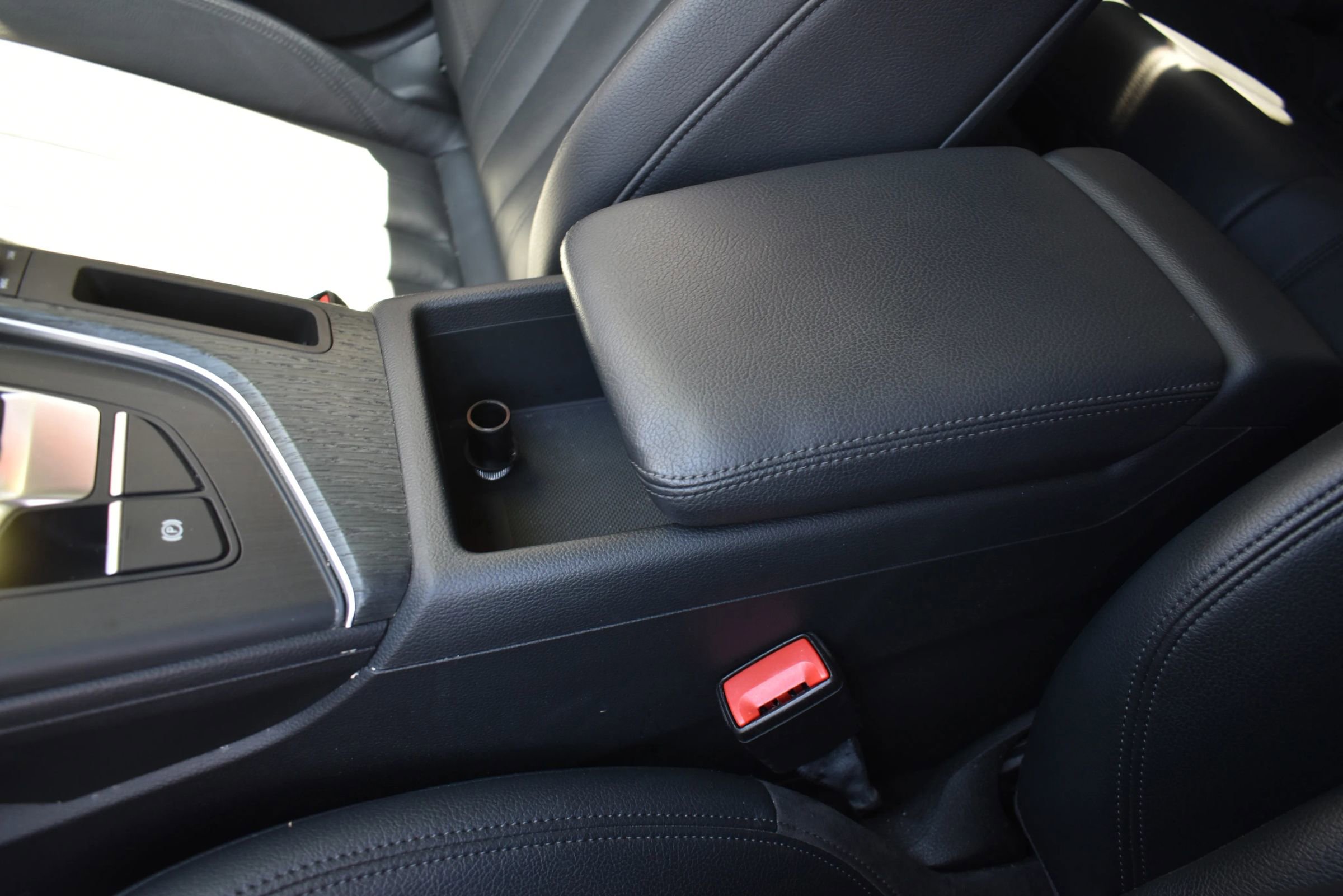 Used 2018 Audi A4 2.0T Ultra Premium w/ Convenience Package image 16