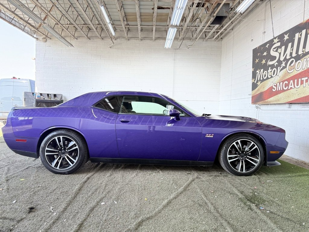 Used 2013 Dodge Challenger SRT8 Core image 10