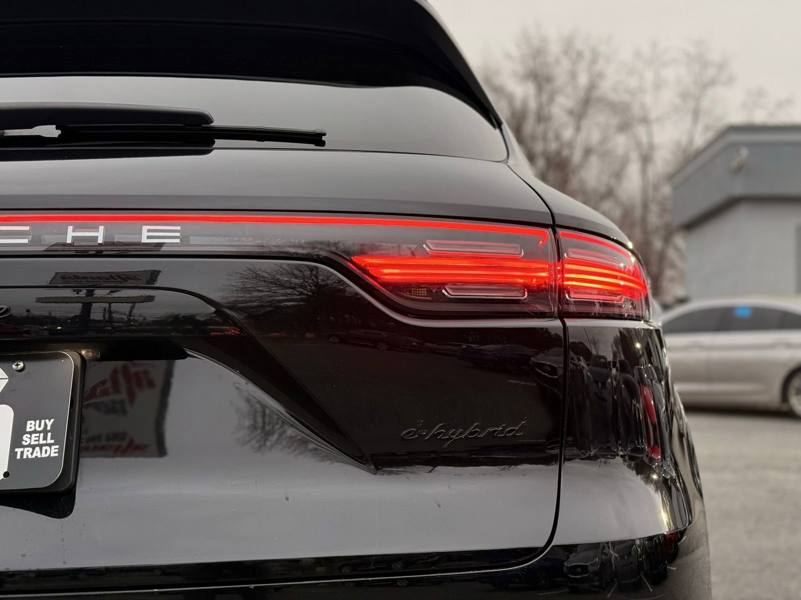 Used 2019 Porsche Cayenne E-Hybrid image 10