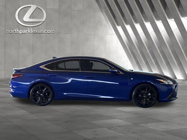 Certified 2024 Lexus ES 350 F Sport w/ Accessory Package (Z2) image 4