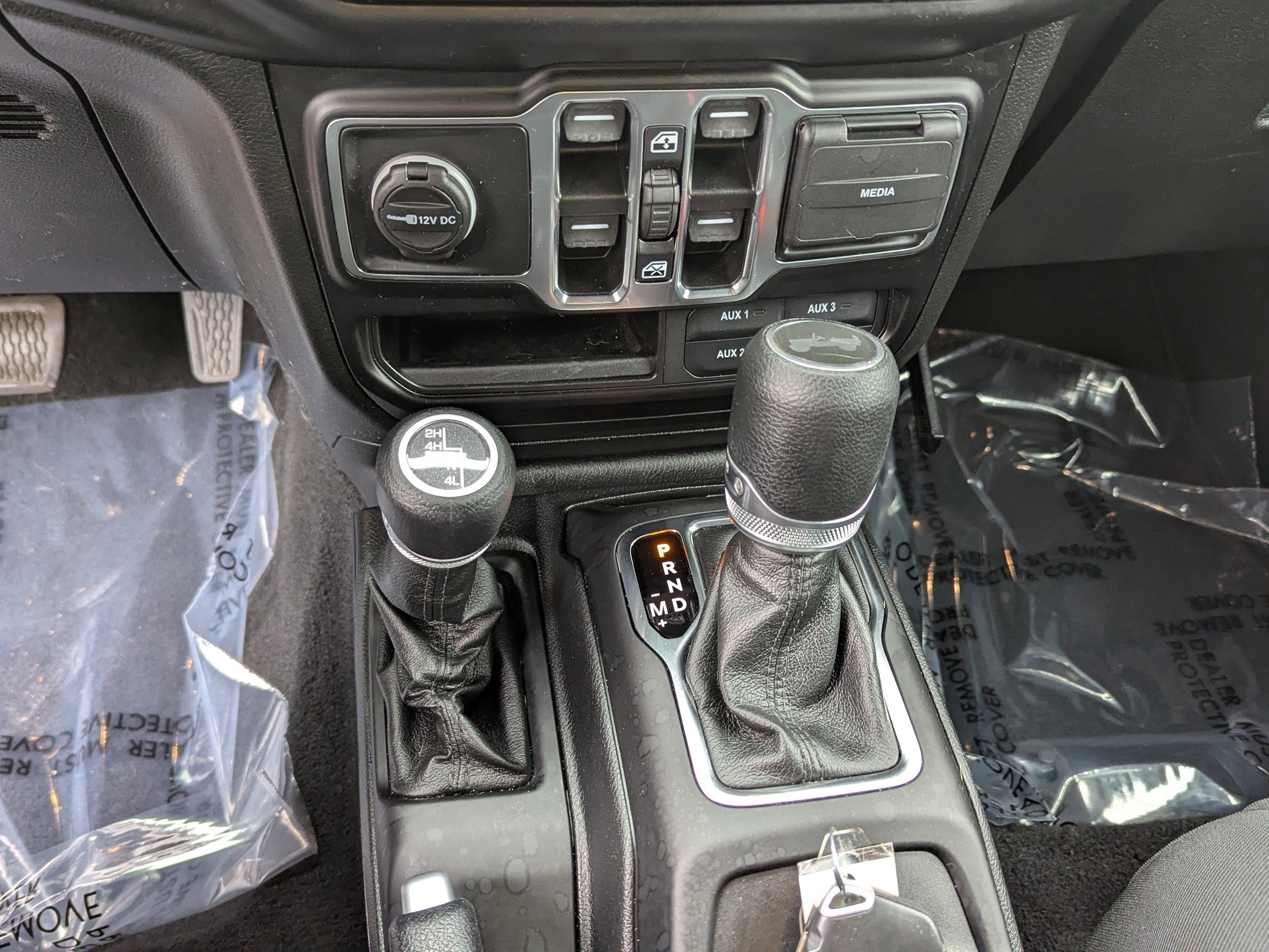 Used 2021 Jeep Wrangler Sport S image 22