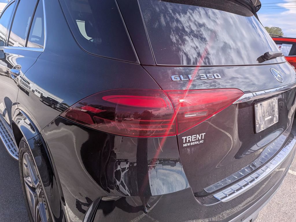 Used 2024 Mercedes-Benz GLE 350 4MATIC image 5