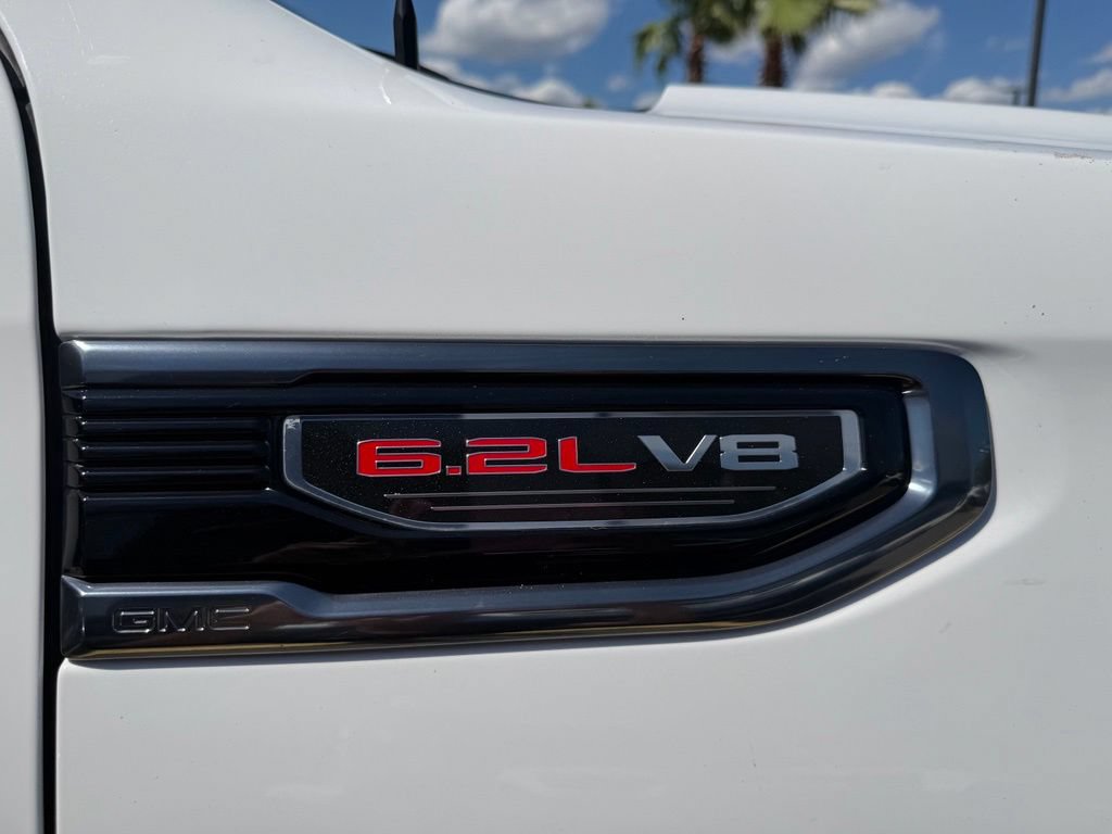 Used 2022 GMC Sierra 1500 AT4 w/ AT4 Premium Package AWD/4WD image 16