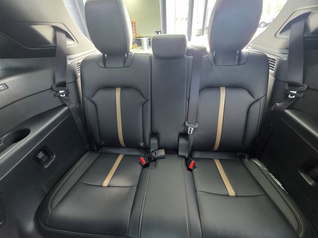 New 2025 MAZDA CX-90 3.3 Turbo w/ Premium Plus Pkg image 8