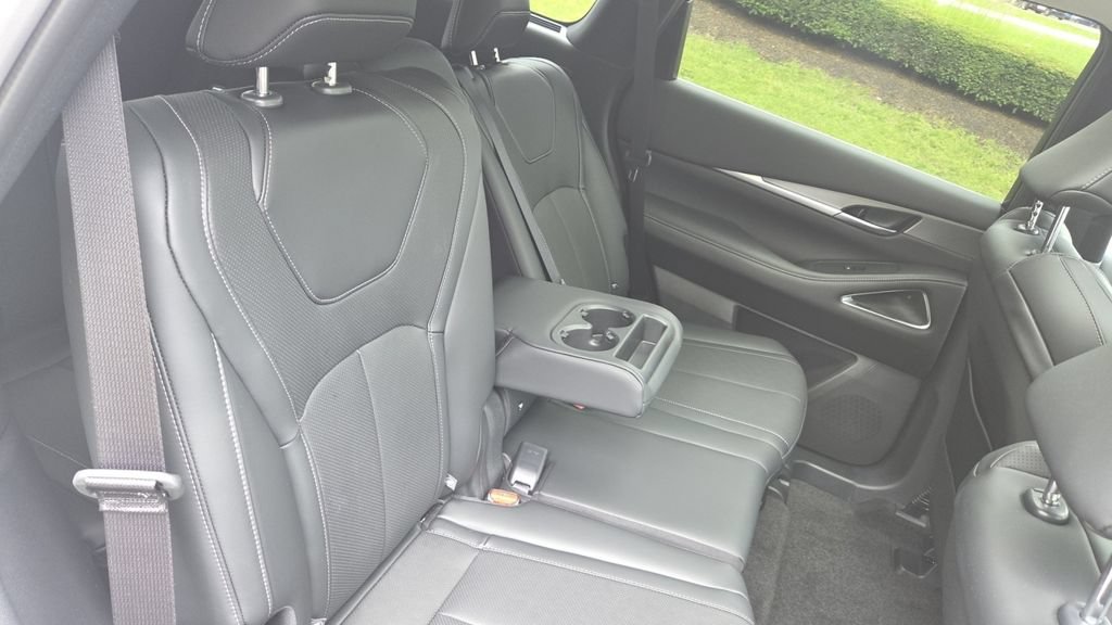 New 2027 INFINITI QX60 Luxe w/ Cargo Package AWD/4WD image 13