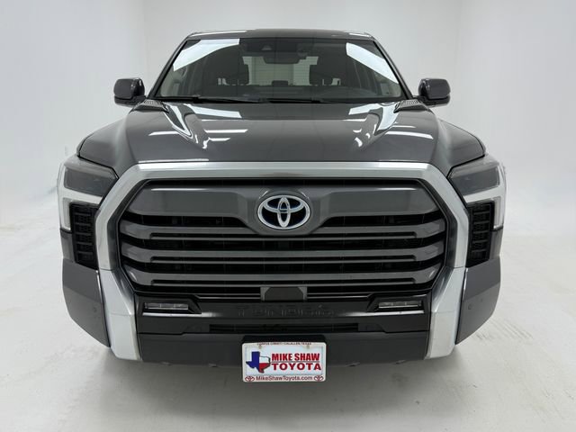 Used 2023 Toyota Tundra Limited w/ Power Package RWD image 3