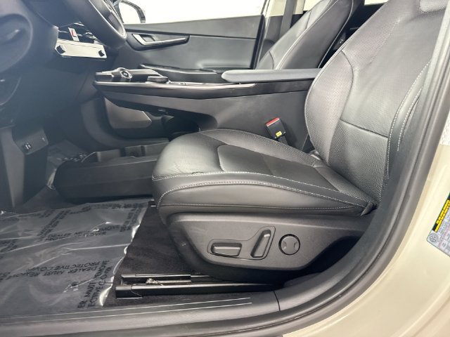 Used 2024 Kia EV6 Wind w/ Wind Technology Package AWD/4WD image 20
