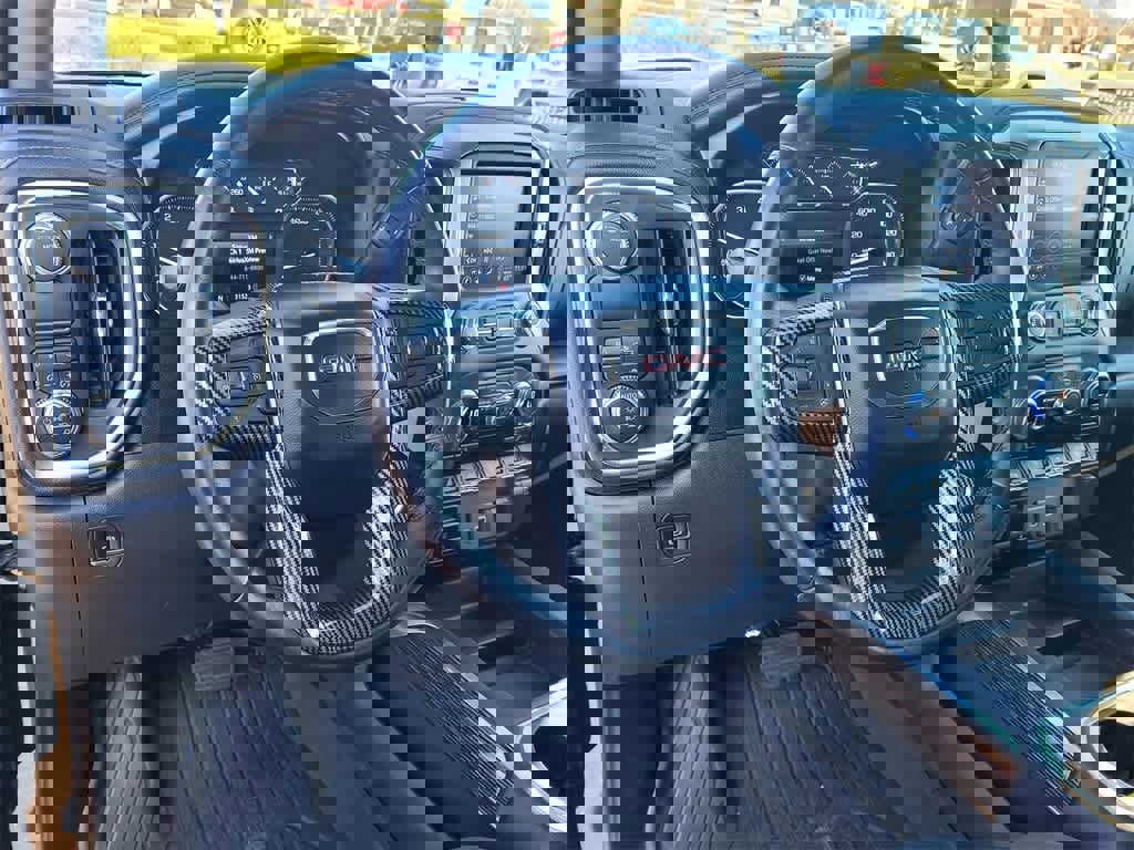 Used 2021 GMC Sierra 1500 Elevation w/ Preferred Package image 9