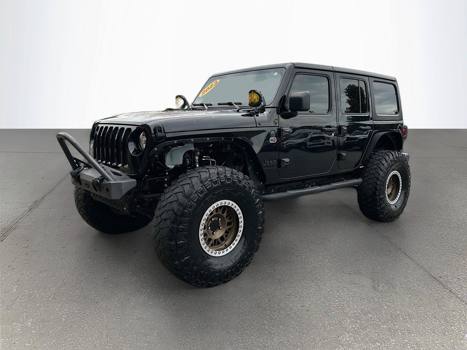 Used 2023 Jeep Wrangler Unlimited Sport AWD/4WD image 8
