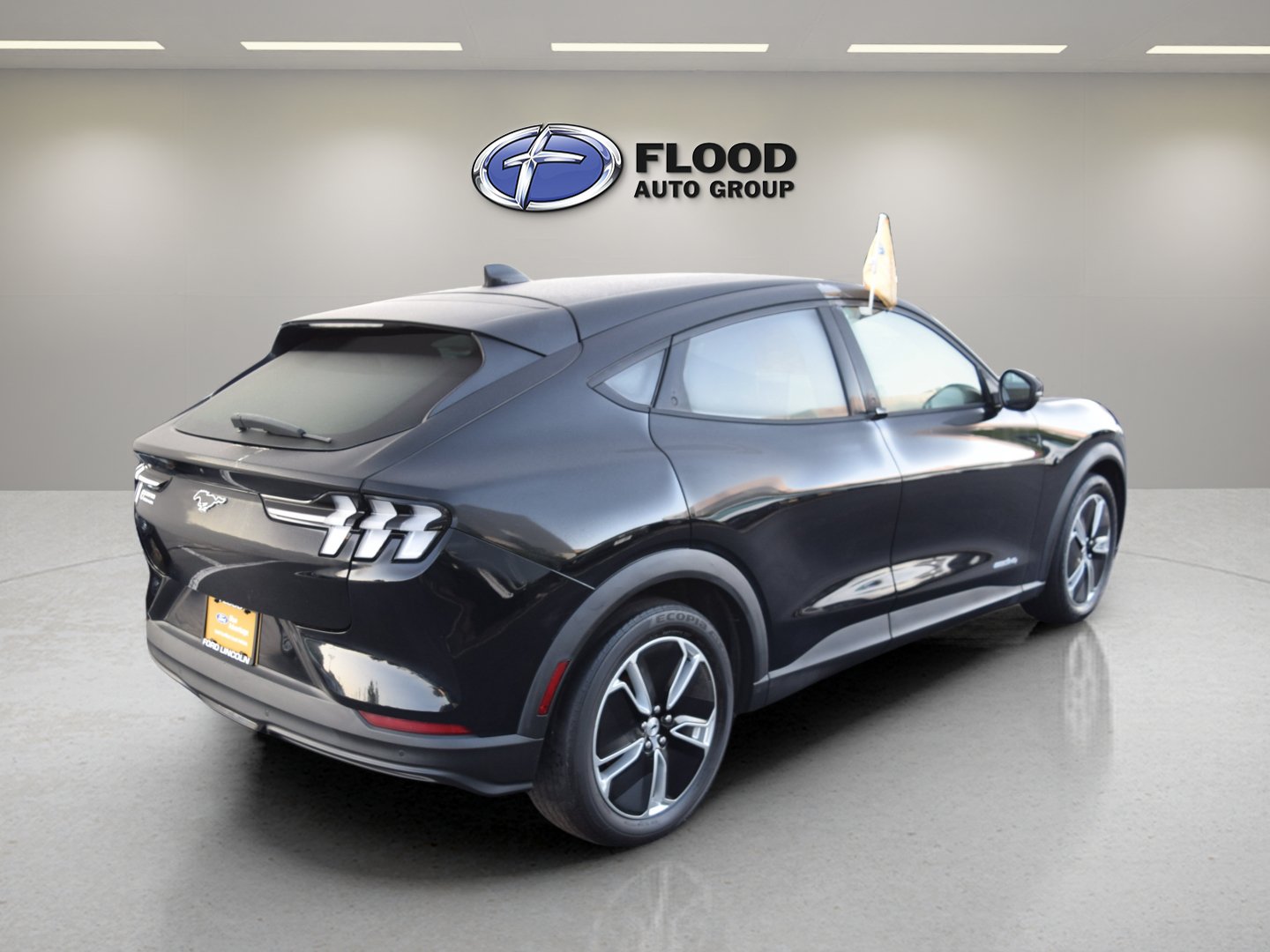 Used 2021 Ford Mustang Mach-E Select w/ Comfort/Appearance Package AWD/4WD image 4