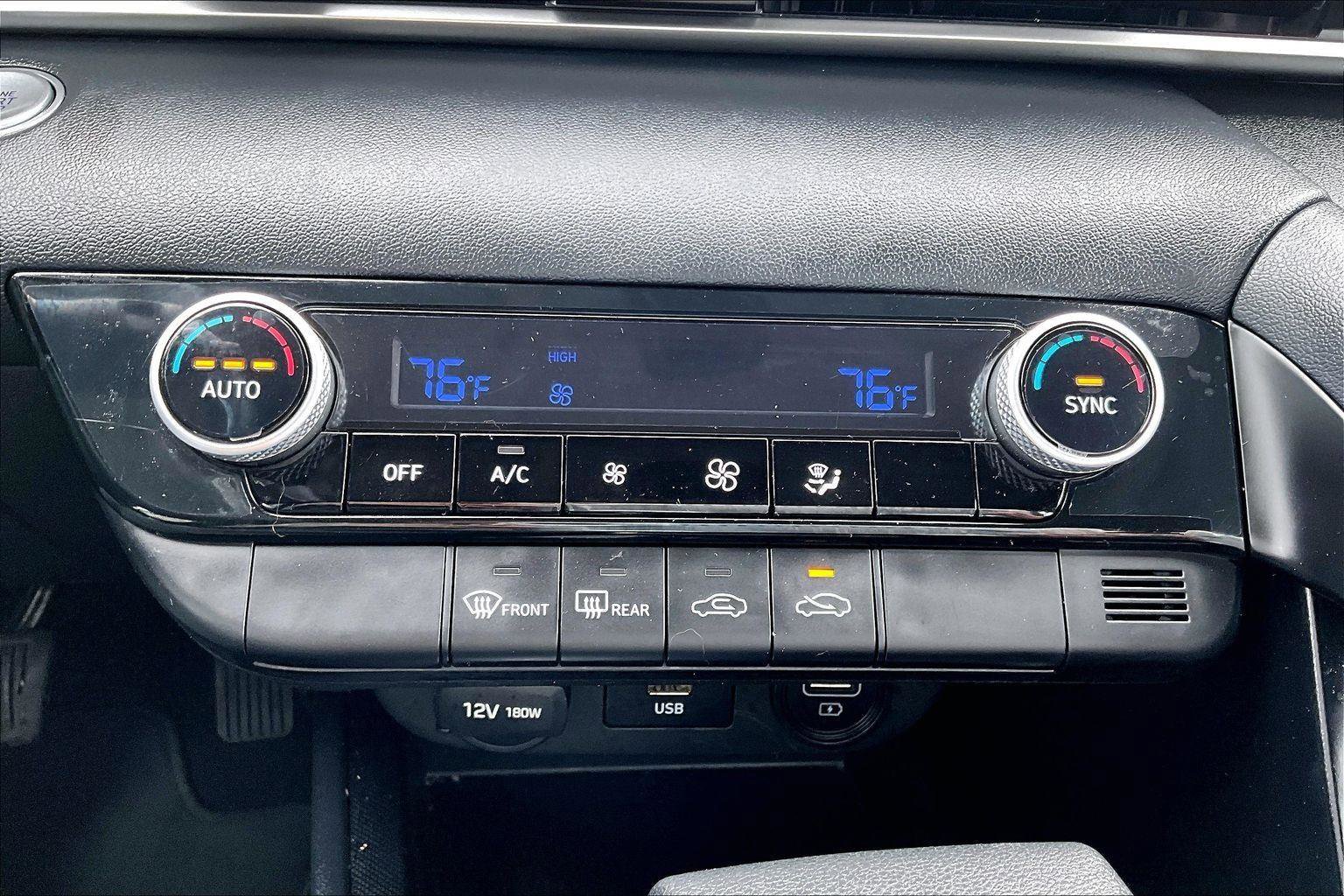 Used 2022 Hyundai Elantra SEL FWD image 34