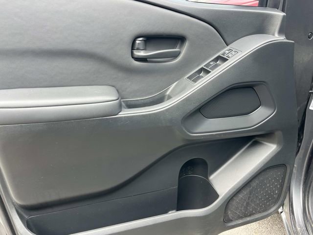 Used 2024 Nissan Frontier S w/ Technology Package RWD image 25