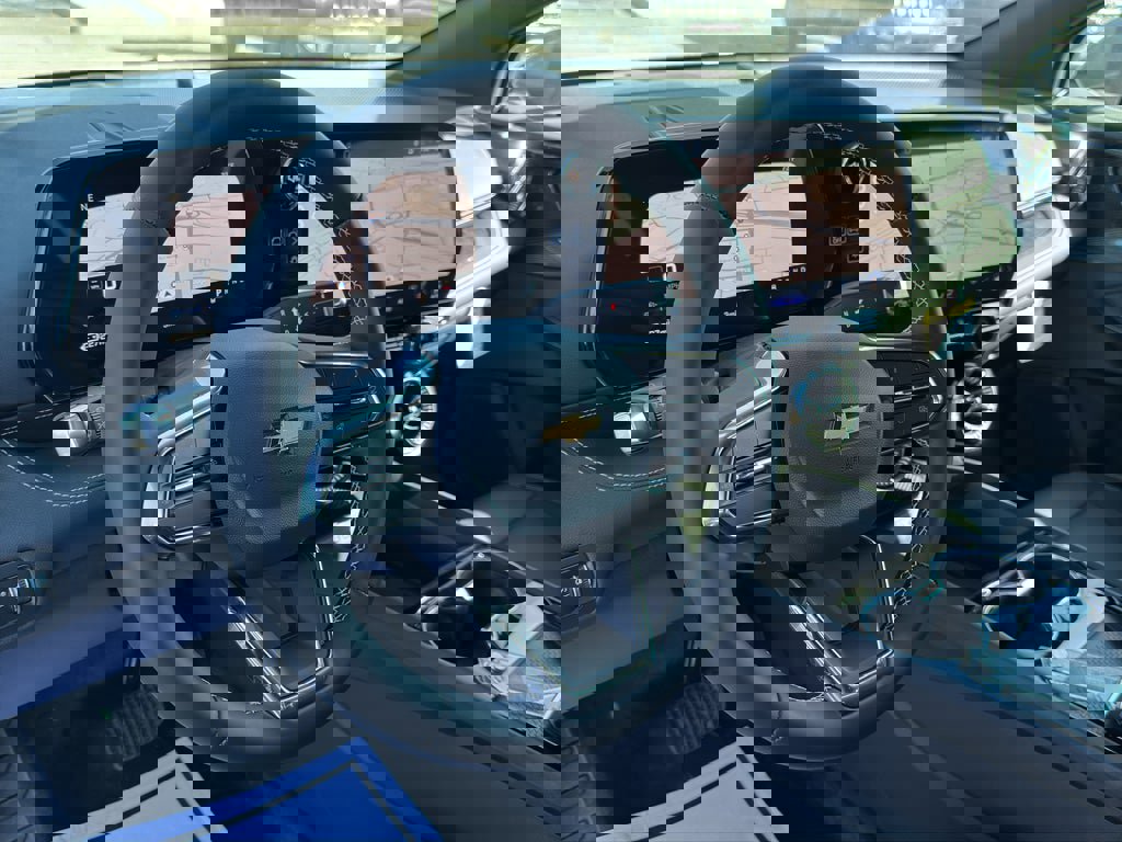 New 2026 Chevrolet Blazer EV LT image 32