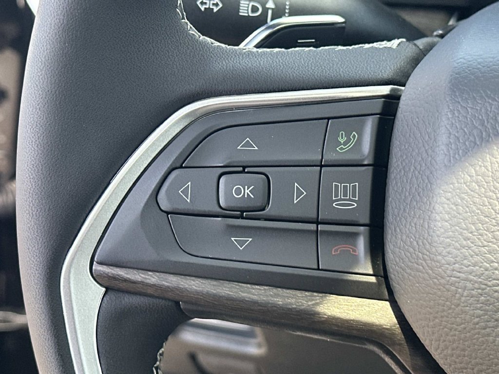 New 2027 Jeep Grand Cherokee Altitude AWD/4WD image 26