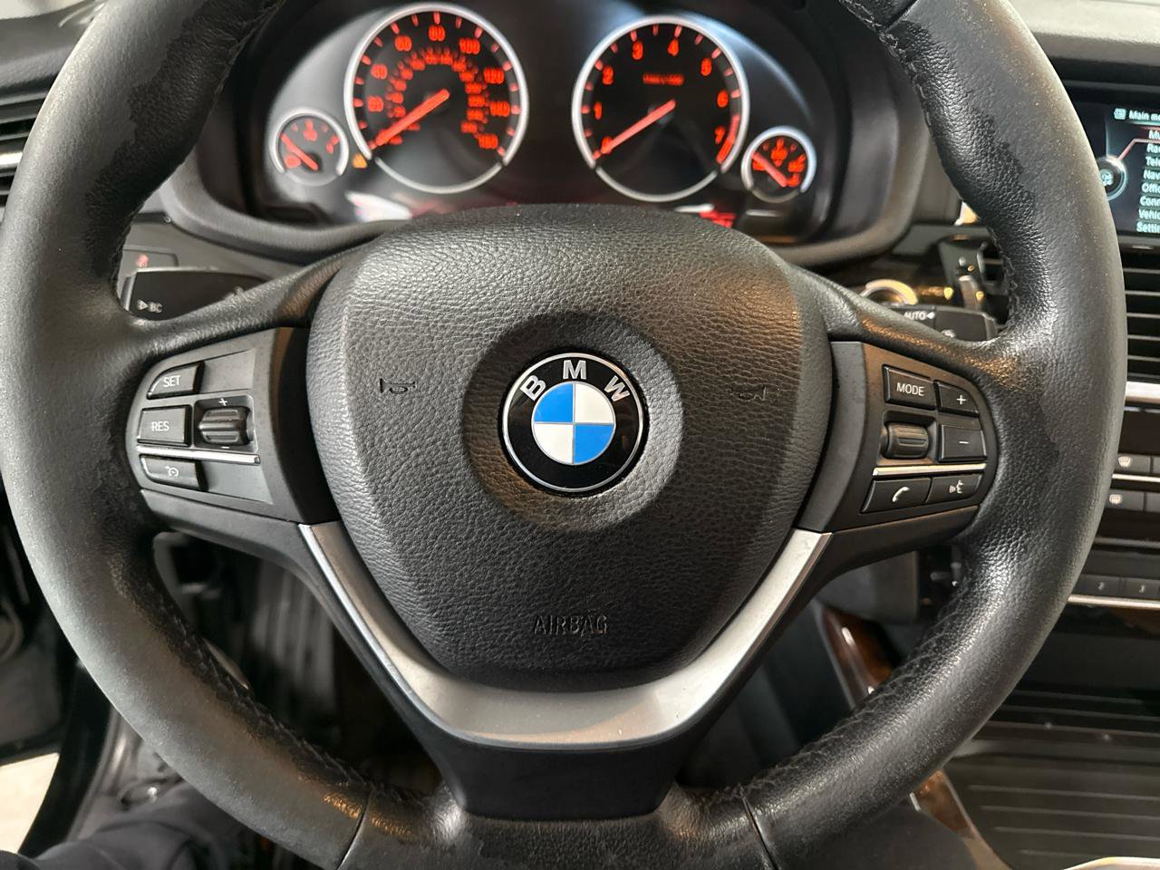 Used 2016 BMW X3 xDrive28i AWD/4WD image 12