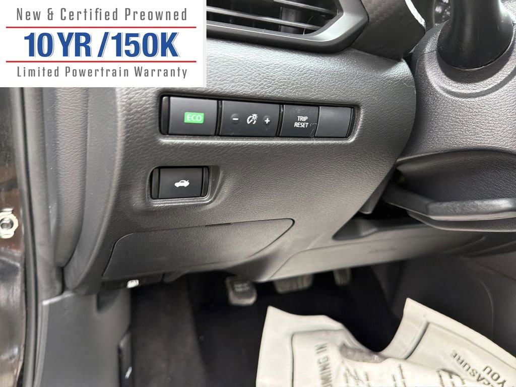 Used 2025 Nissan Sentra S image 17