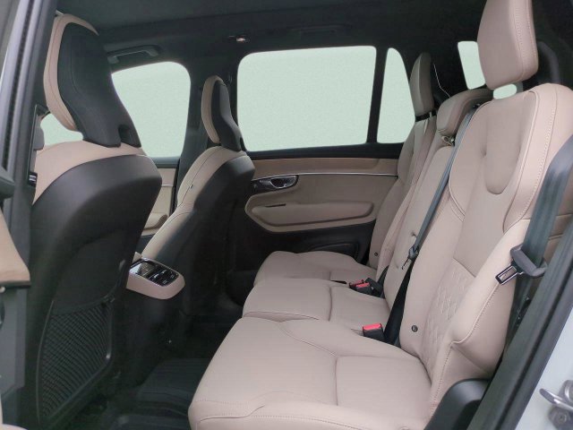 New 2026 Volvo XC90 B6 Plus AWD/4WD image 10