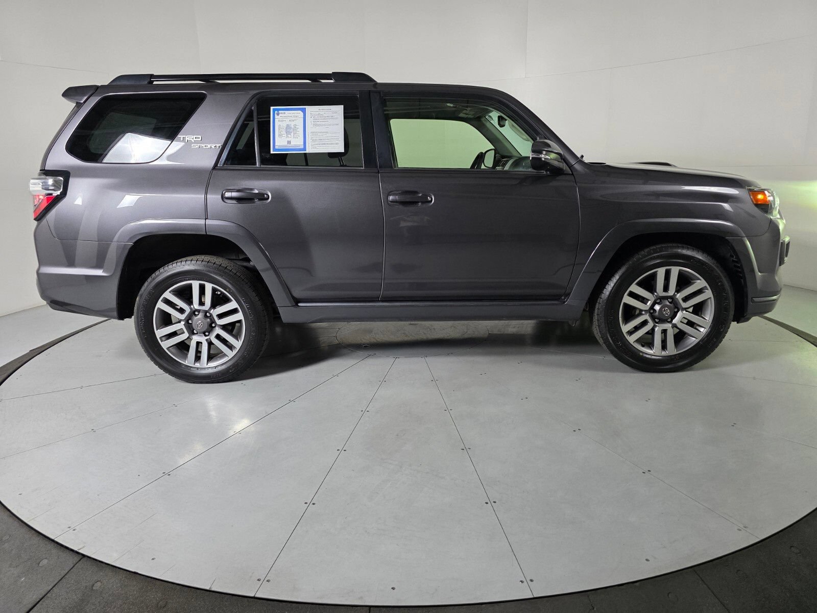 Used 2022 Toyota 4Runner TRD Sport w/ Technology Package RWD image 6