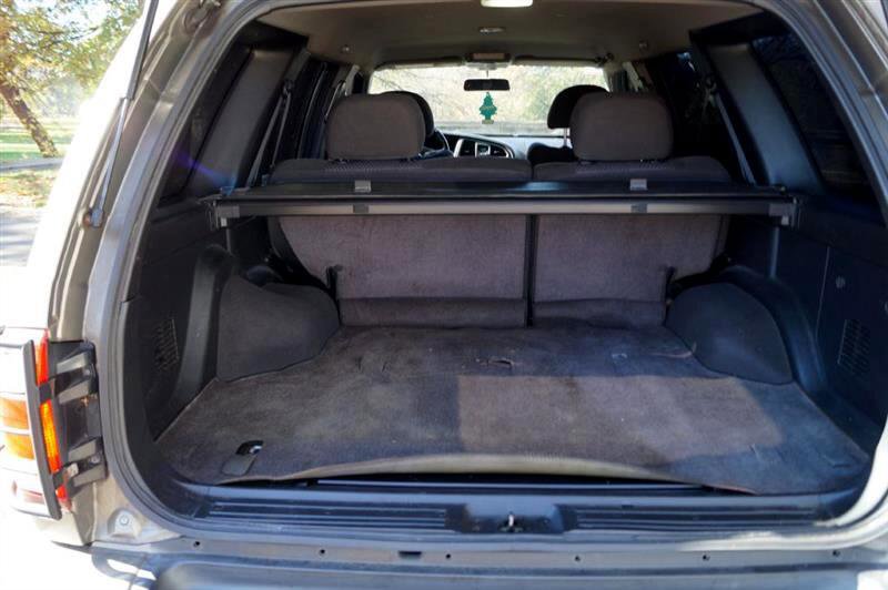 Used 2003 Nissan Pathfinder SE image 30