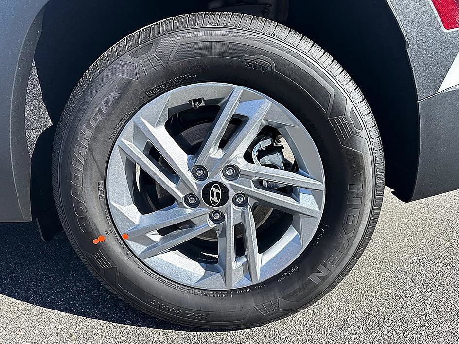 New 2026 Hyundai Tucson SE image 5
