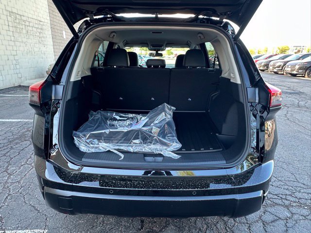 New 2026 Nissan Rogue SV w/ Rock Creek Premium Package AWD/4WD image 15