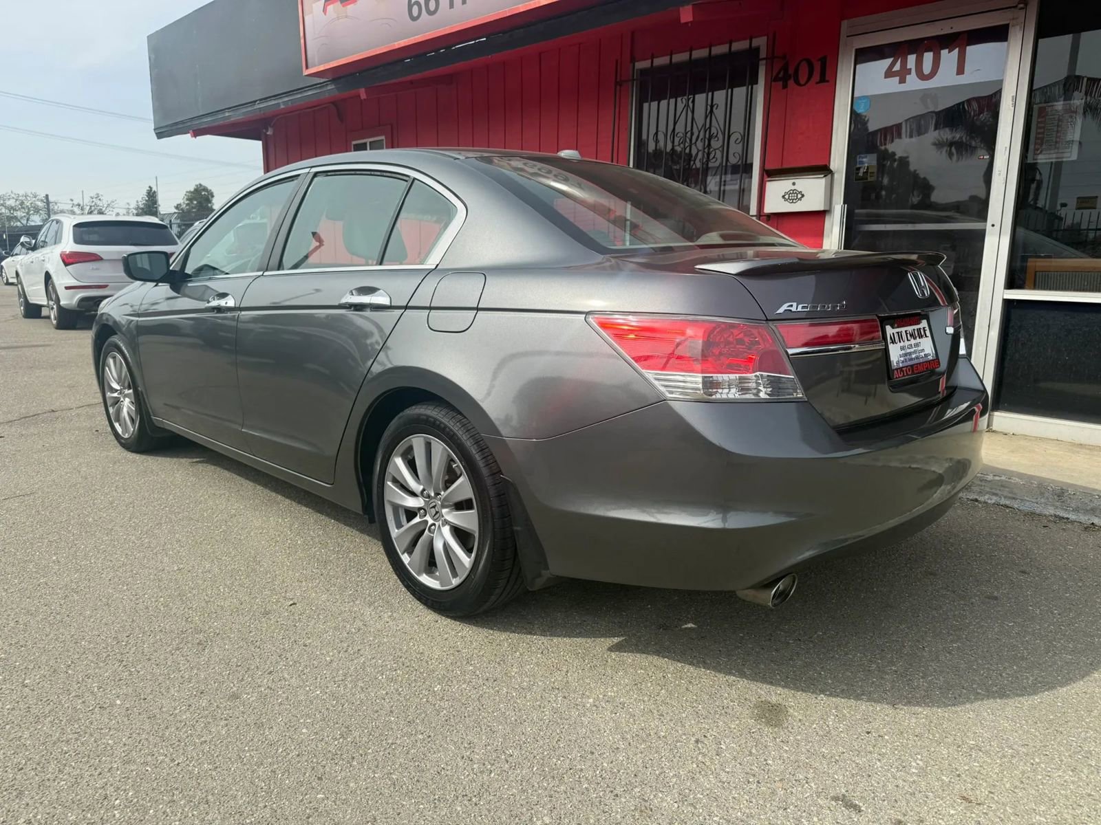 Used 2011 Honda Accord EX-L image 7