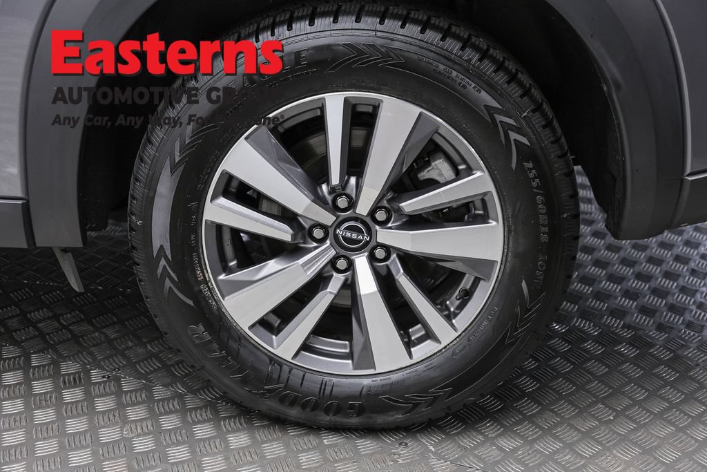Used 2022 Nissan Pathfinder SL AWD/4WD image 8
