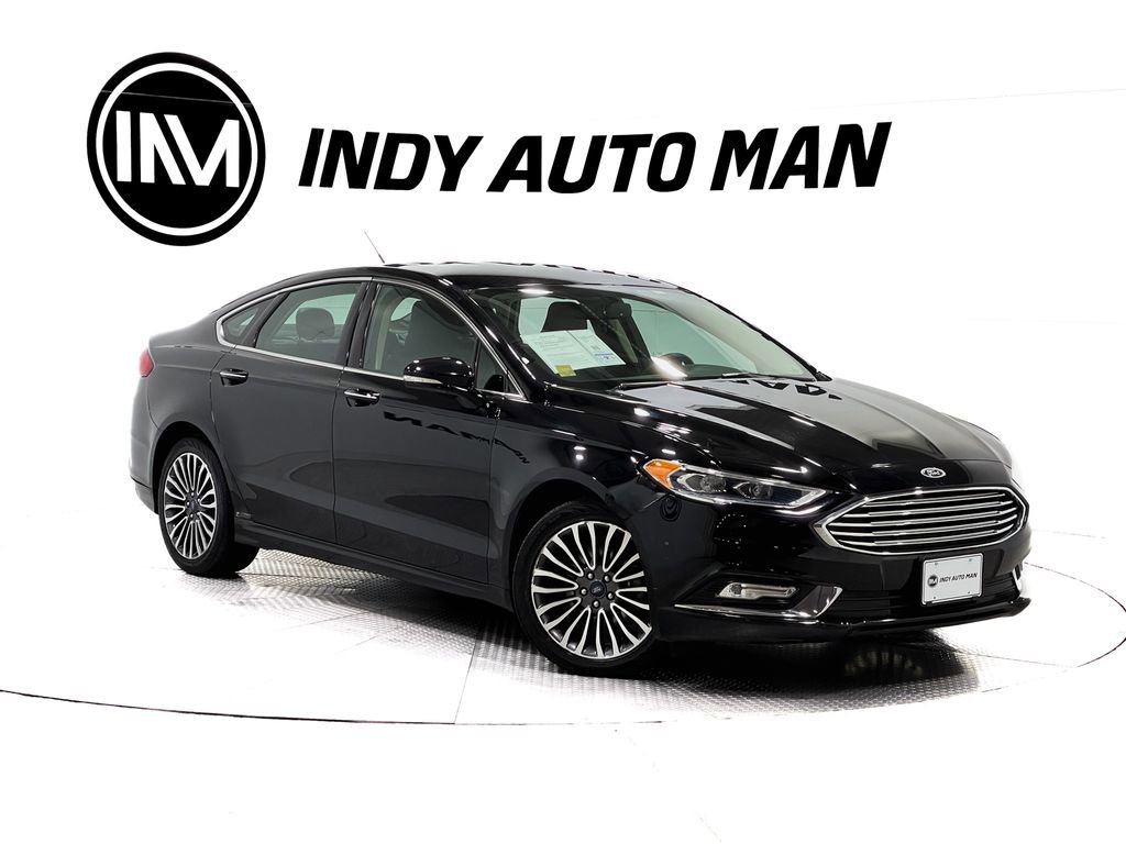 Used 2017 Ford Fusion SE w/ Fusion SE Technology Package image 2