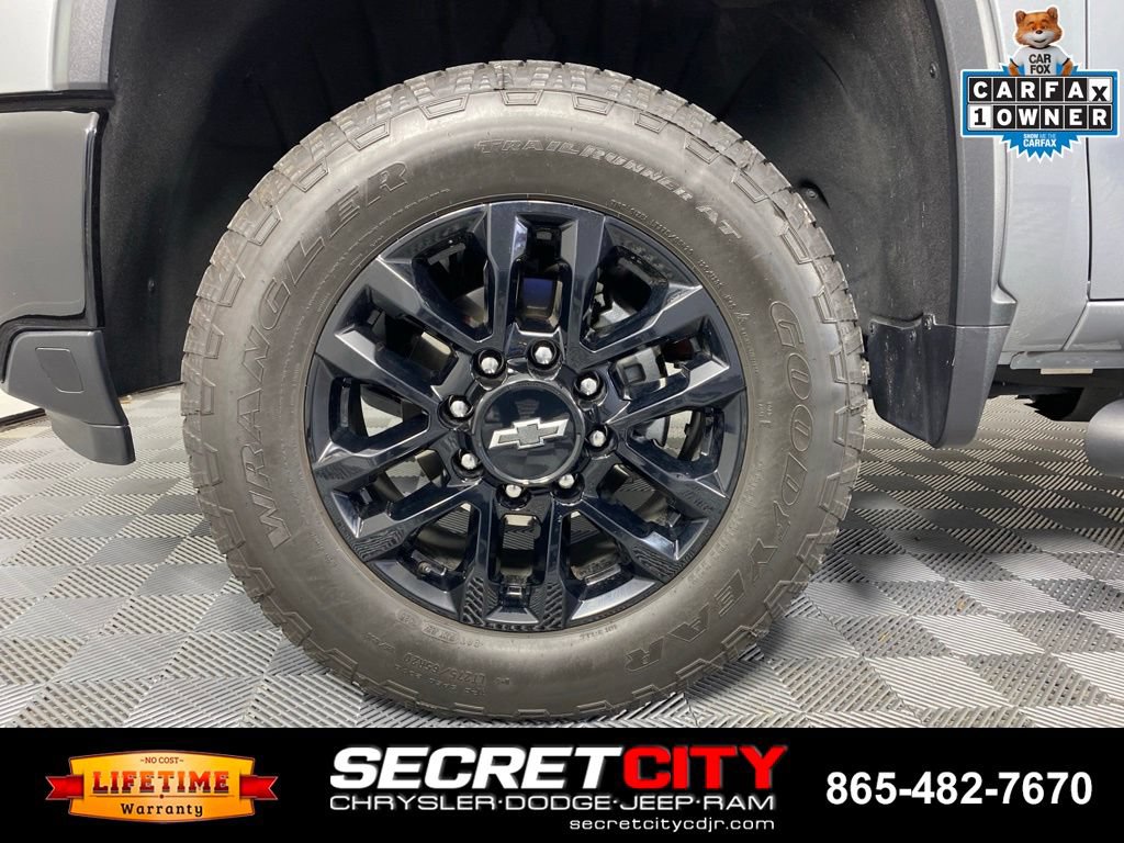 Used 2025 Chevrolet Silverado 2500 LTZ w/ Trail Boss Package AWD/4WD image 9