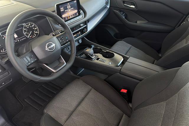 New 2026 Nissan Rogue SV FWD image 10